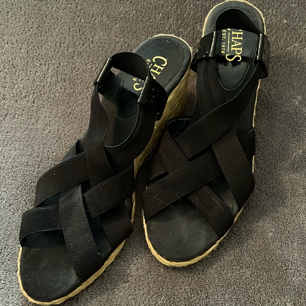 Chaps wedge sandals